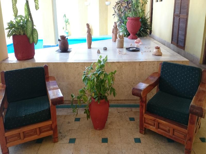 Montejo Palace Hotel 3*